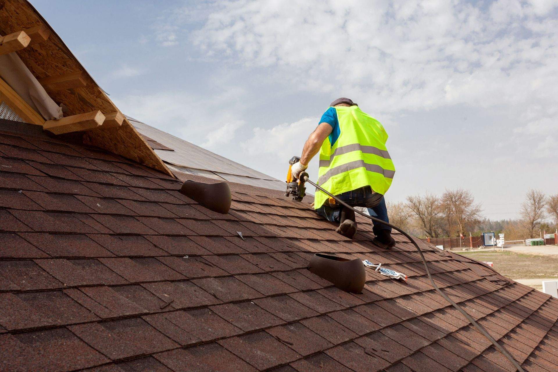 Why You Should Never Attempt Roof Repairs Yourself